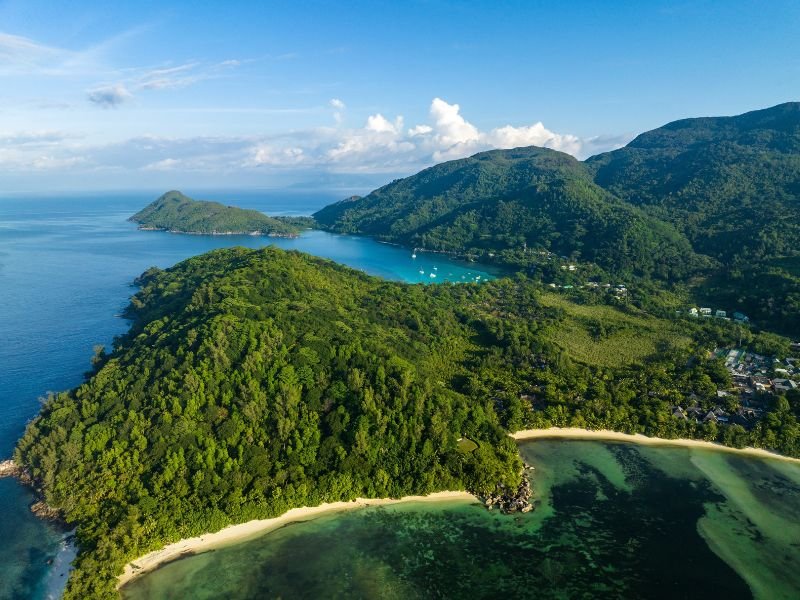 eca-image-seychelles-home-sec4-img