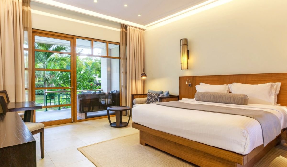 savoy-seychelles-resort-spa-ocean-blue-seychelles-img