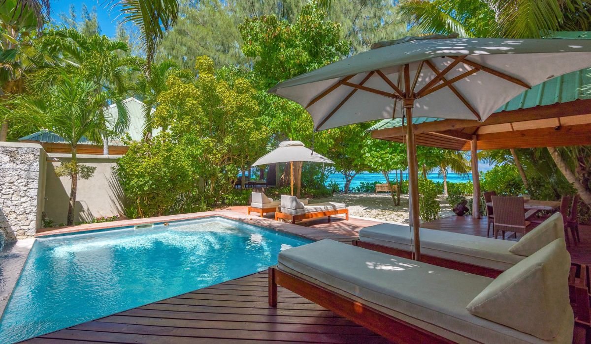 denis-island-ocean-blue-seychelles-img