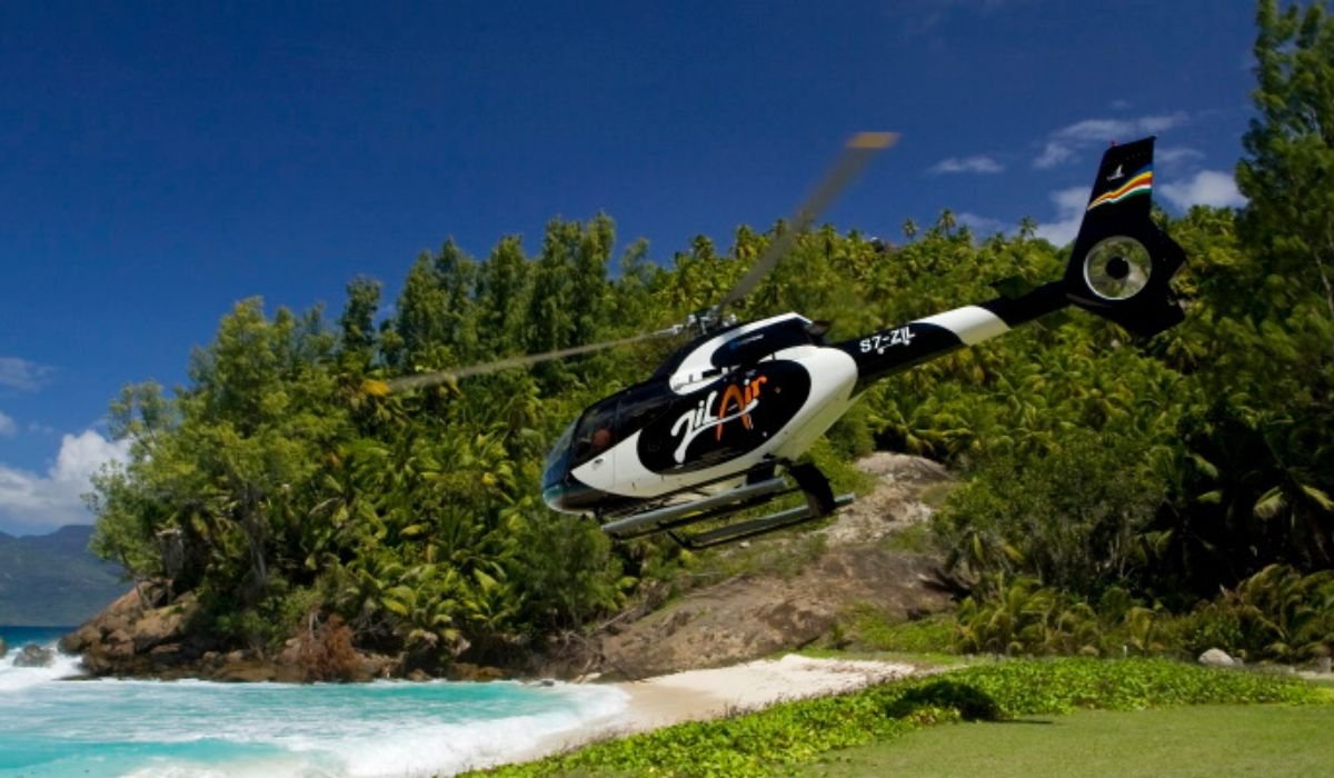 helicopter-scenic-flights-ocean-blue-seychelles-img